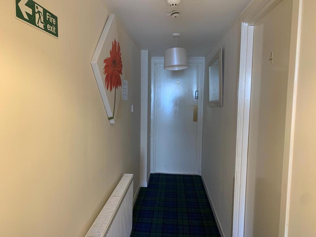 Budget Rooms Inverness Luaran gambar