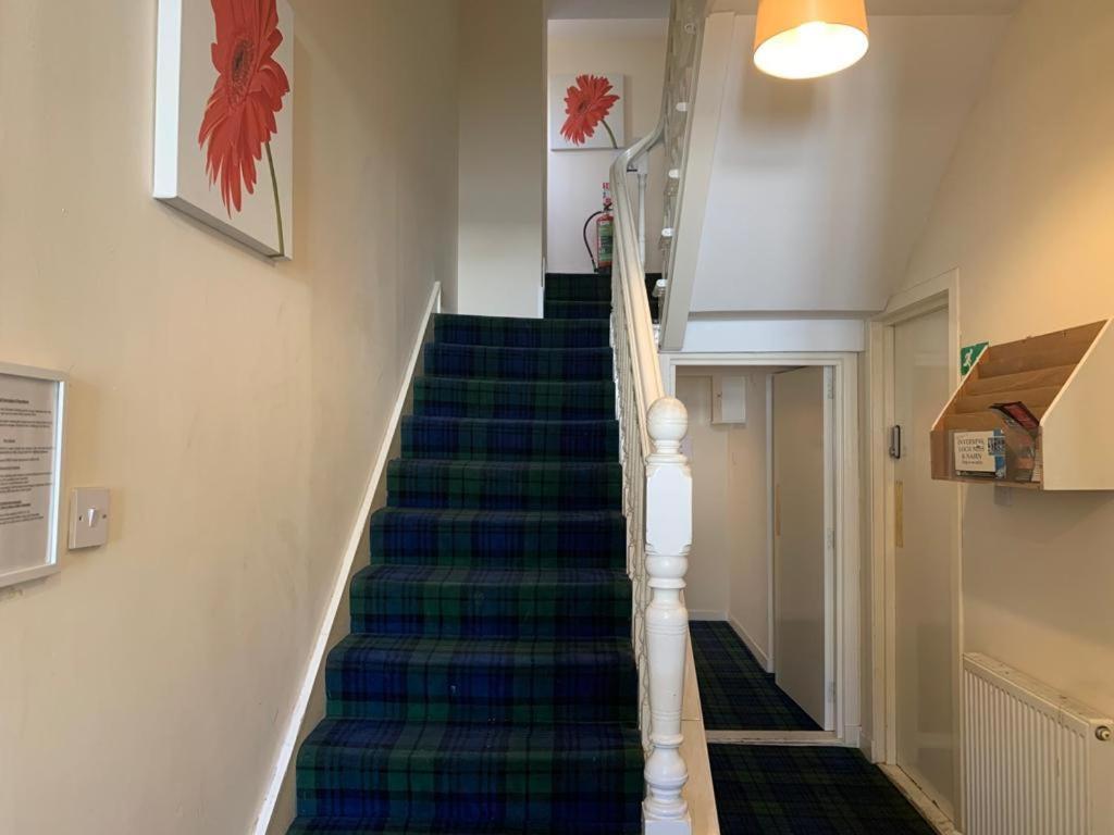 Budget Rooms Inverness Luaran gambar