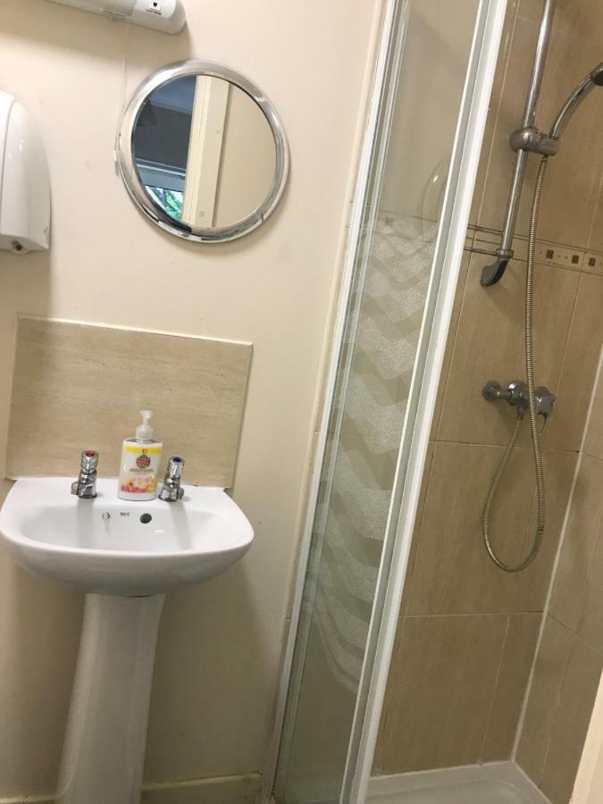 Budget Rooms Inverness Luaran gambar